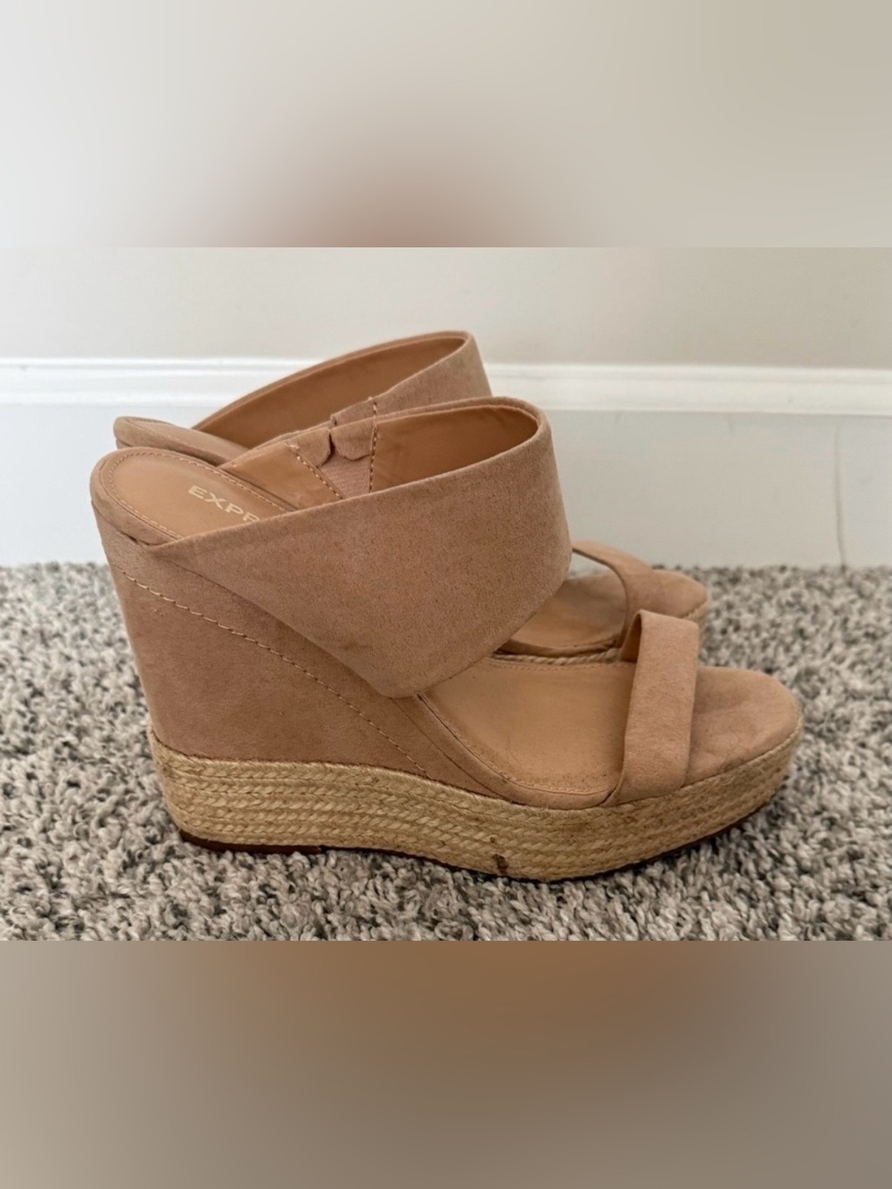 Express Wedges - Picture 3 of 5